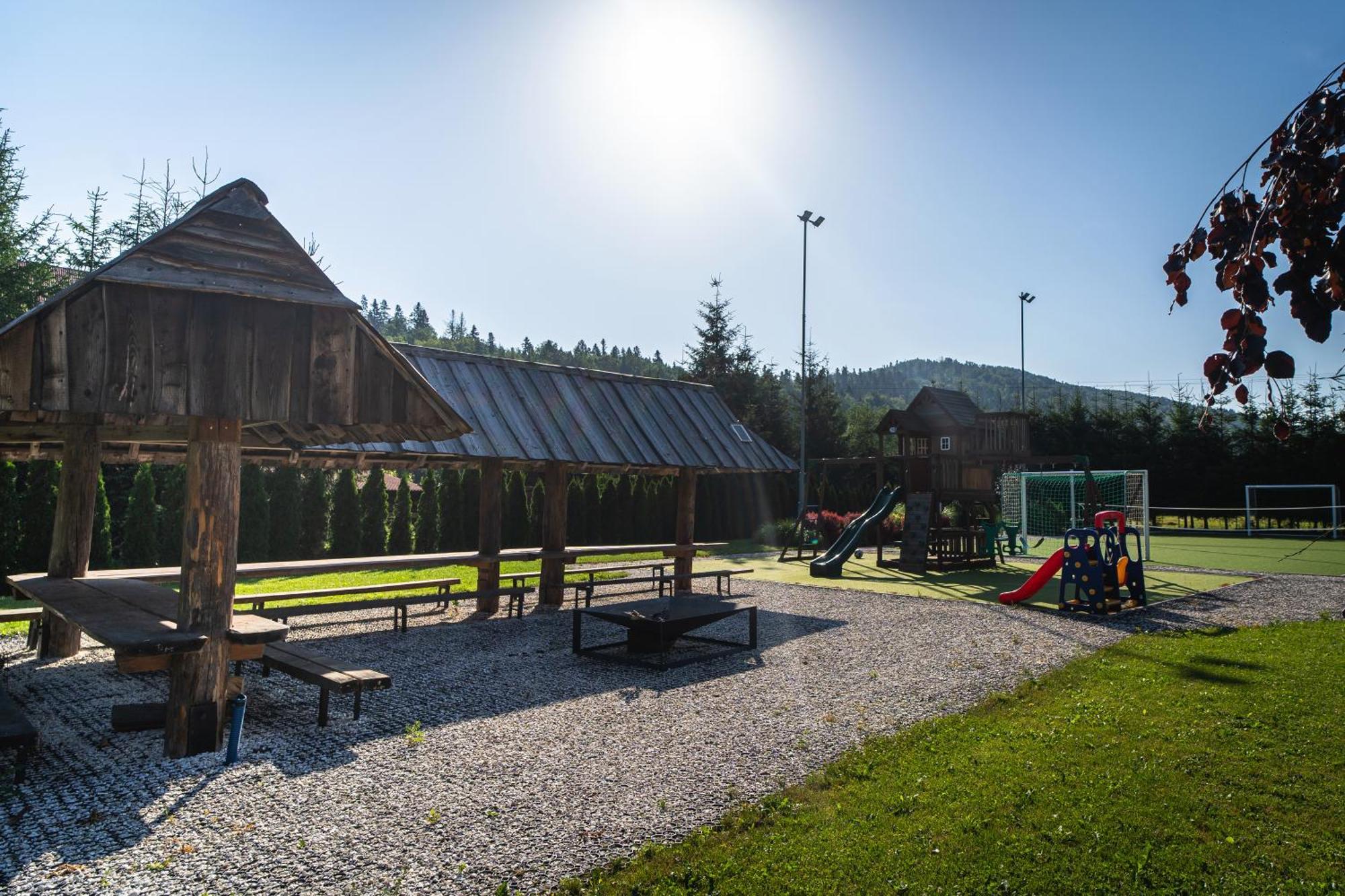 Caloroczne Domki W Bieszczadach "The Willows" Laczki Exterior photo